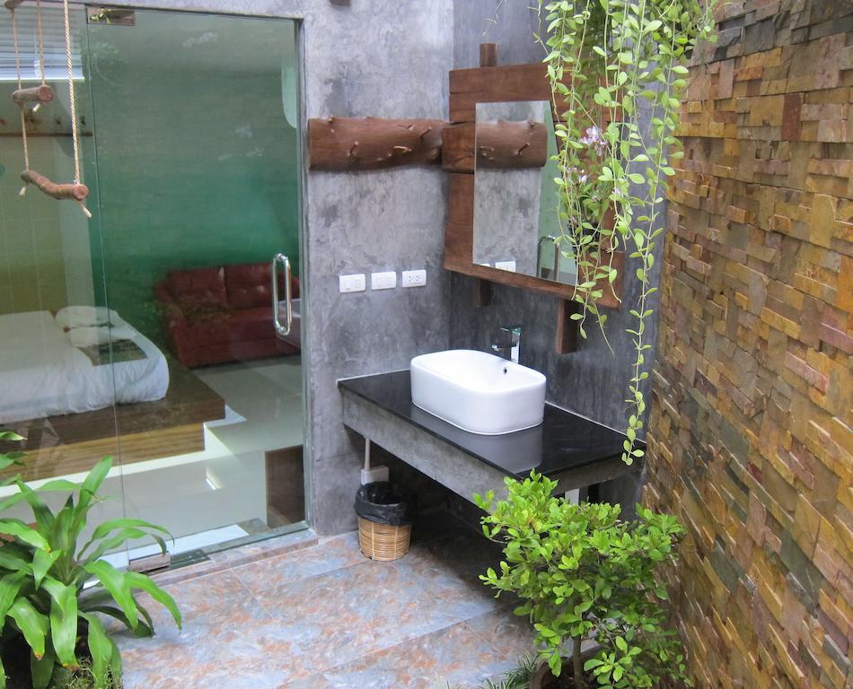 Forest Bungalows & Mama'S Restaurant Chalong Habitación foto